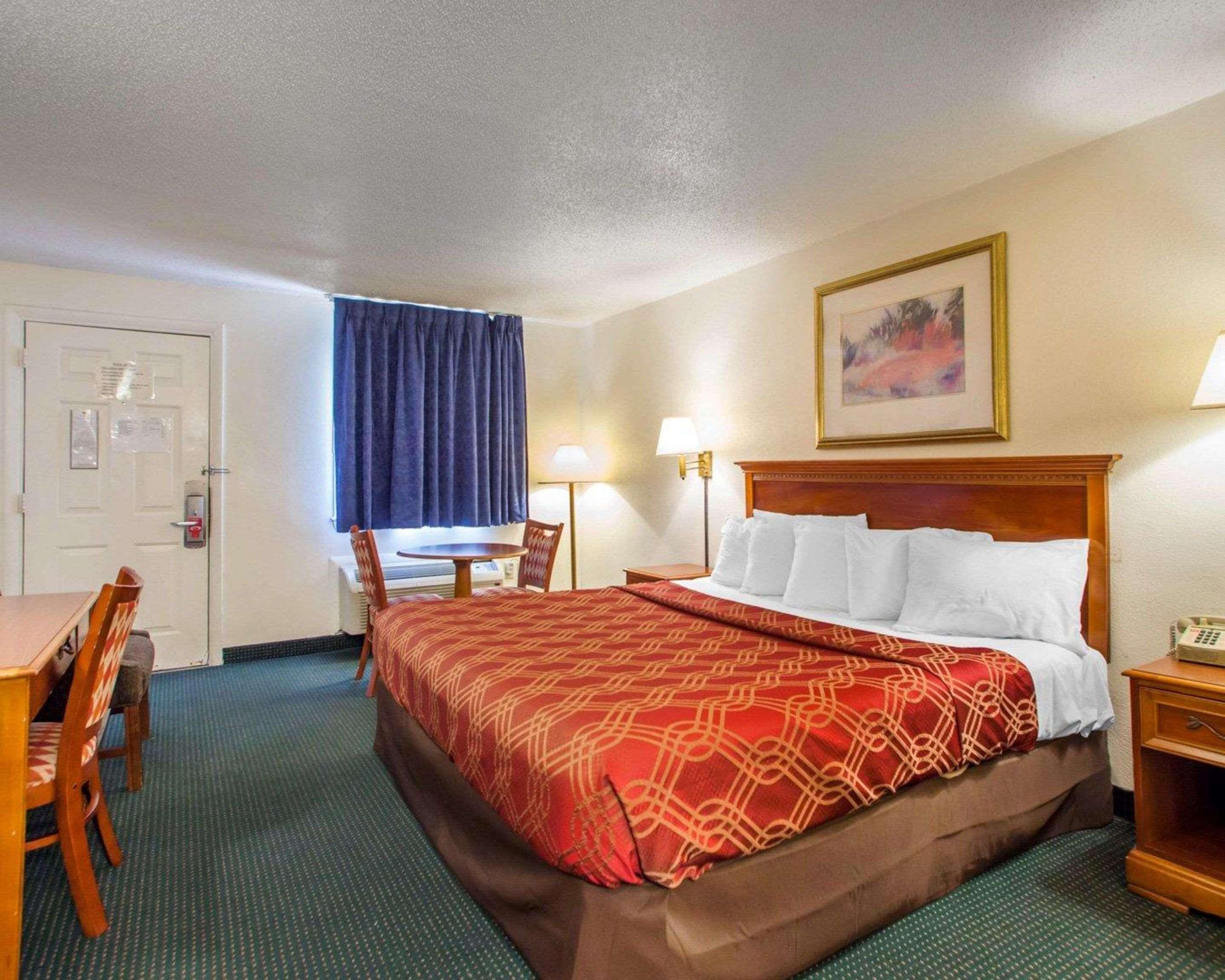 Econo Lodge Somers Point Buitenkant foto