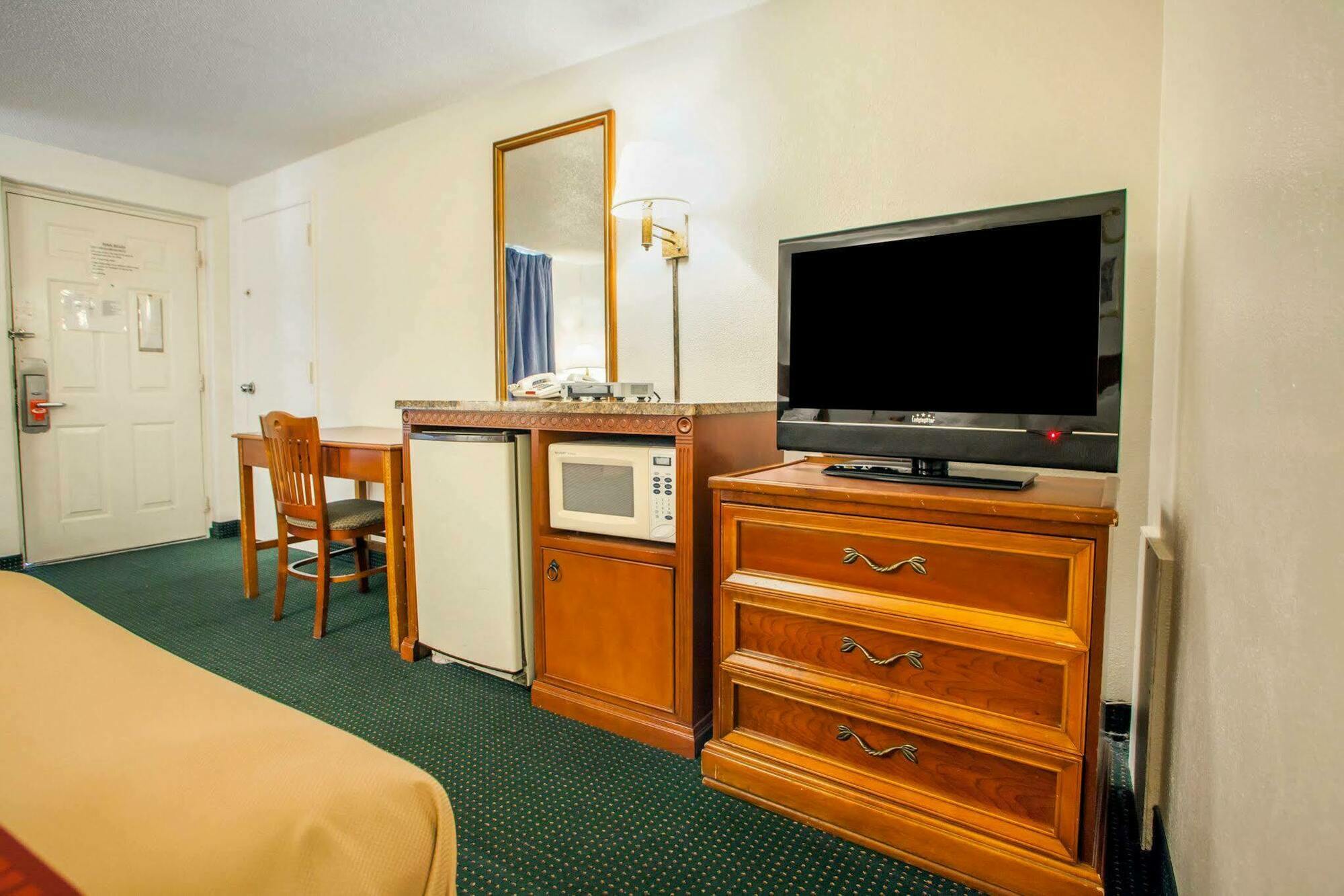 Econo Lodge Somers Point Buitenkant foto